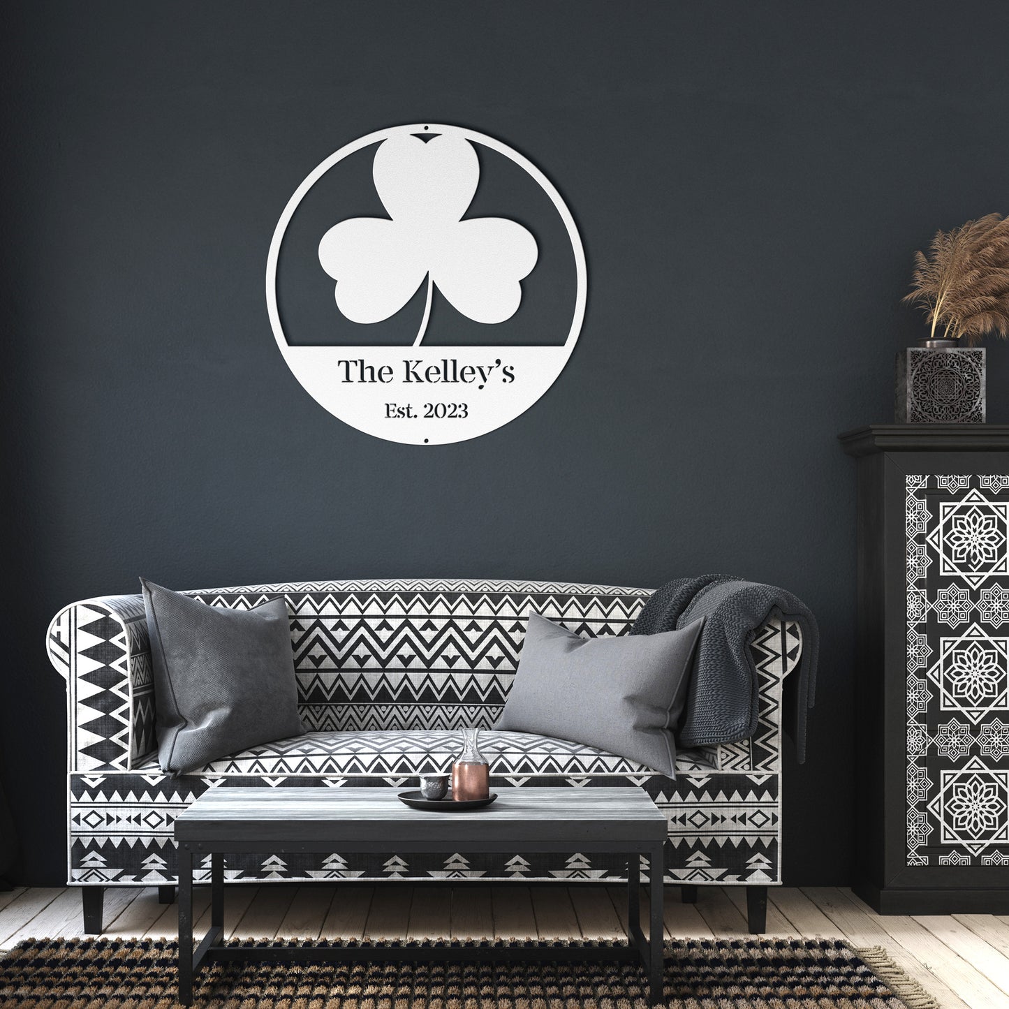 10028 - * Custom Three Leaf Clover Family Sign