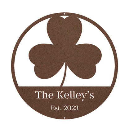 10028 - * Custom Three Leaf Clover Family Sign